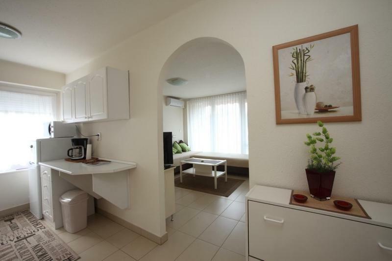 Siesta Apartmanhaz Balatonfuered Exterior photo
