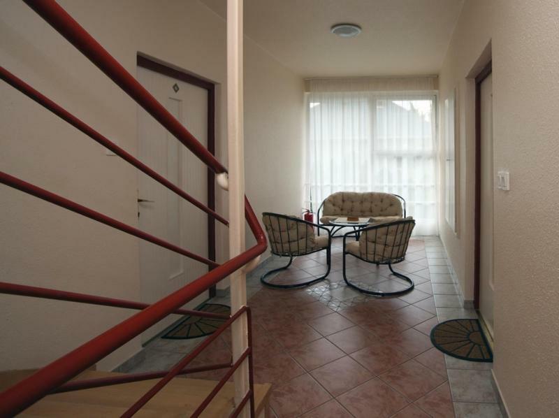 Siesta Apartmanhaz Balatonfuered Exterior photo